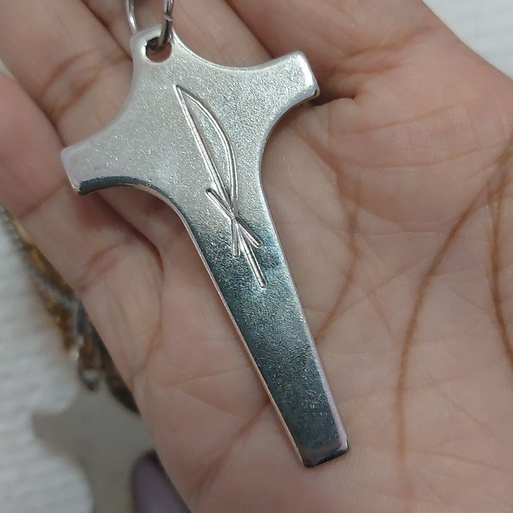 SOLD Vintage Catholic Pax Cross Crucifix Easter Pendant Necklace Religious